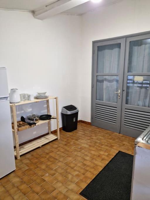 Cayenne Centre Paye Eco Confort Экстерьер фото